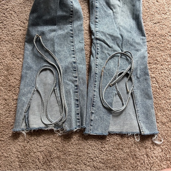 Fashion Nova All Tied Up Light Wash Blue Straight Leg Denim Jeans Size 13 - Picture 6 of 11